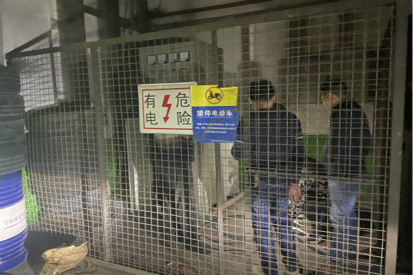 柴油機(jī)排氣冒藍(lán)煙故障排除