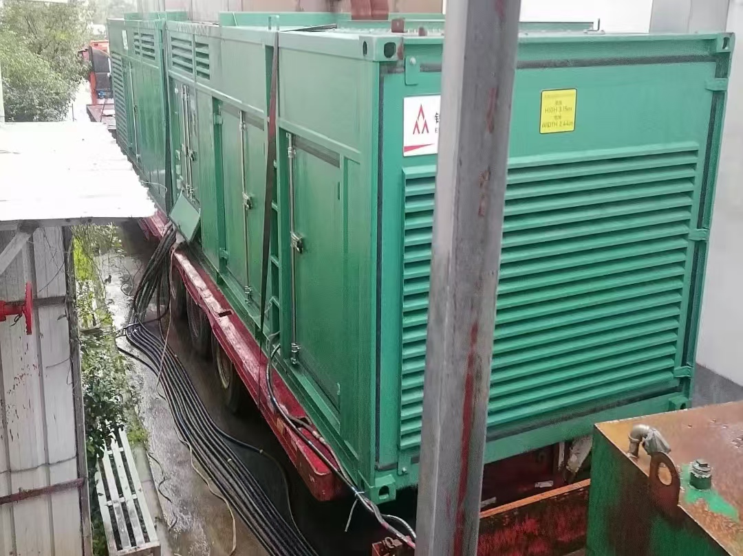 虎門發(fā)電機出租，本地24小時出租，大型發(fā)電機出租，應(yīng)急發(fā)電車租賃